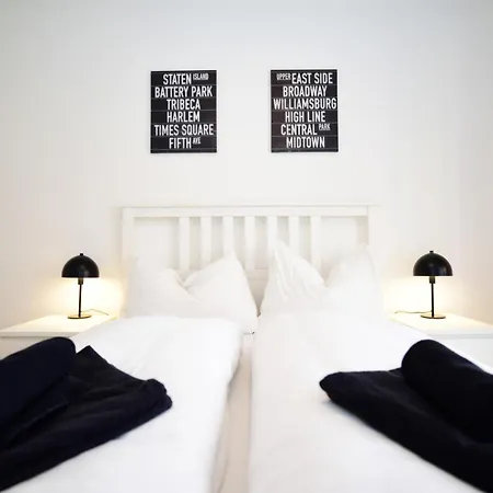 Flataid Stadion & Messe Appartement *