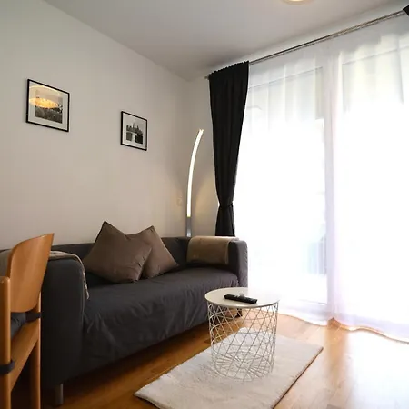 דירה Flataid Stadion & Messe