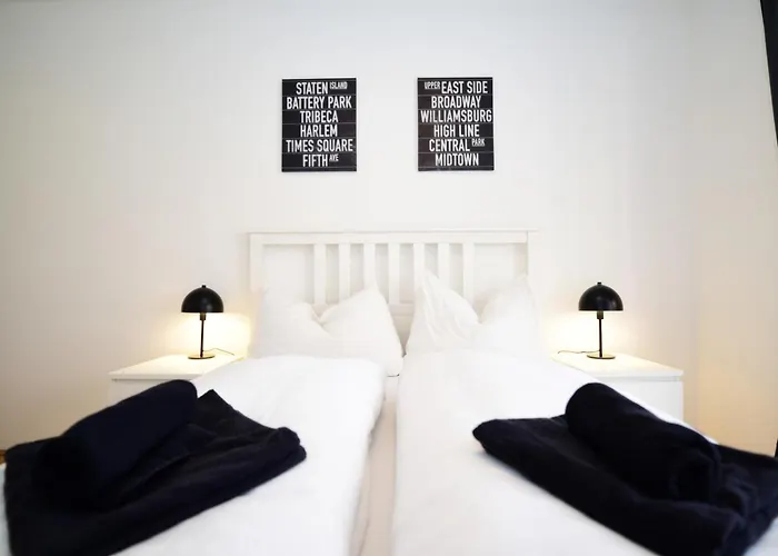 Flataid Stadion & Messe Апартаменти *